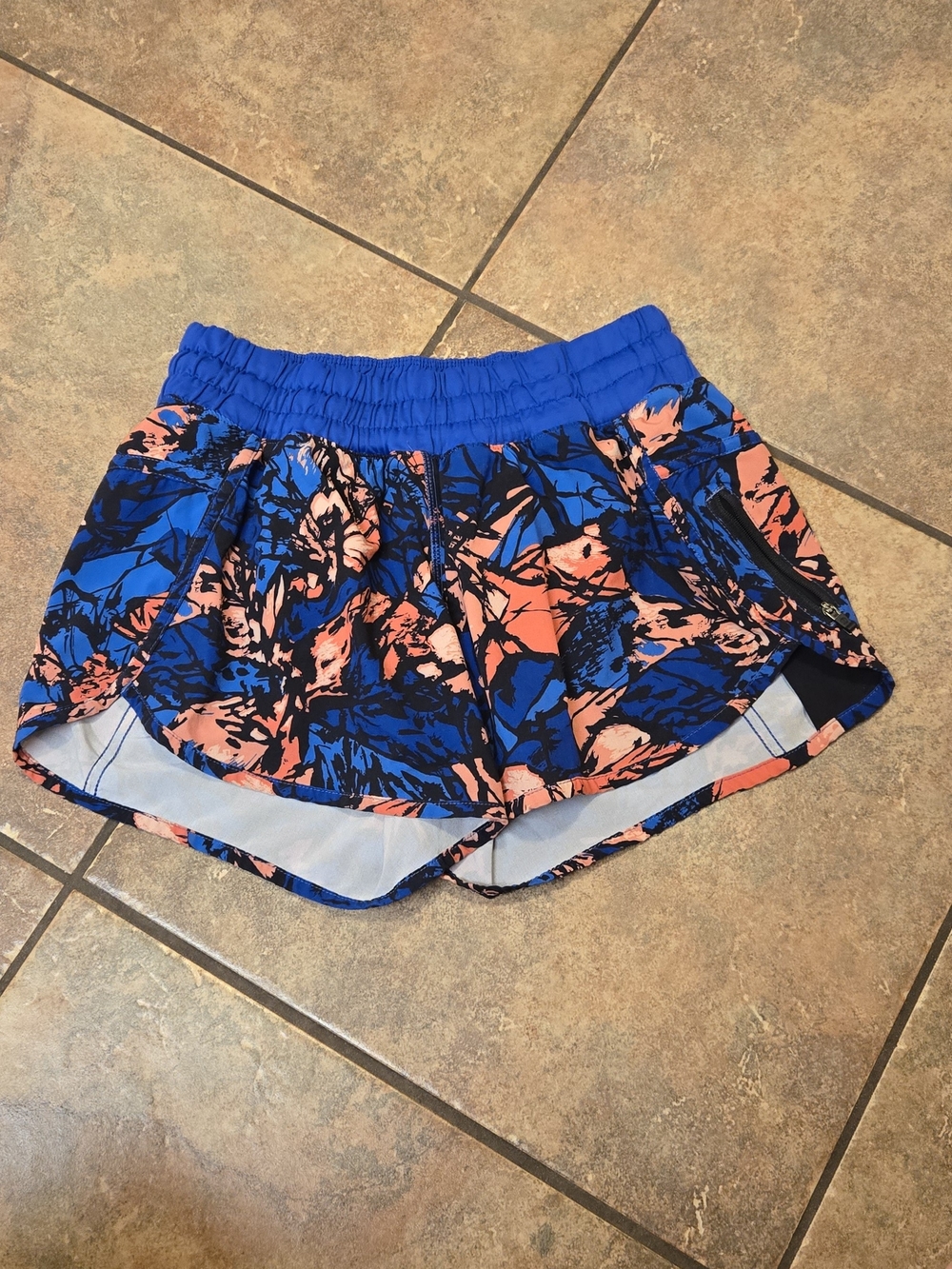 Lululemon Tracker Short IV Paint Storm Harbor Blue Multi Size 6